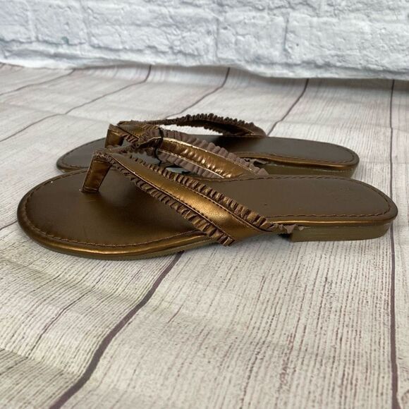 New York & Co new w/tags slip on ruffle strap flip flops bronze color women sz 8 - Picture 8 of 11